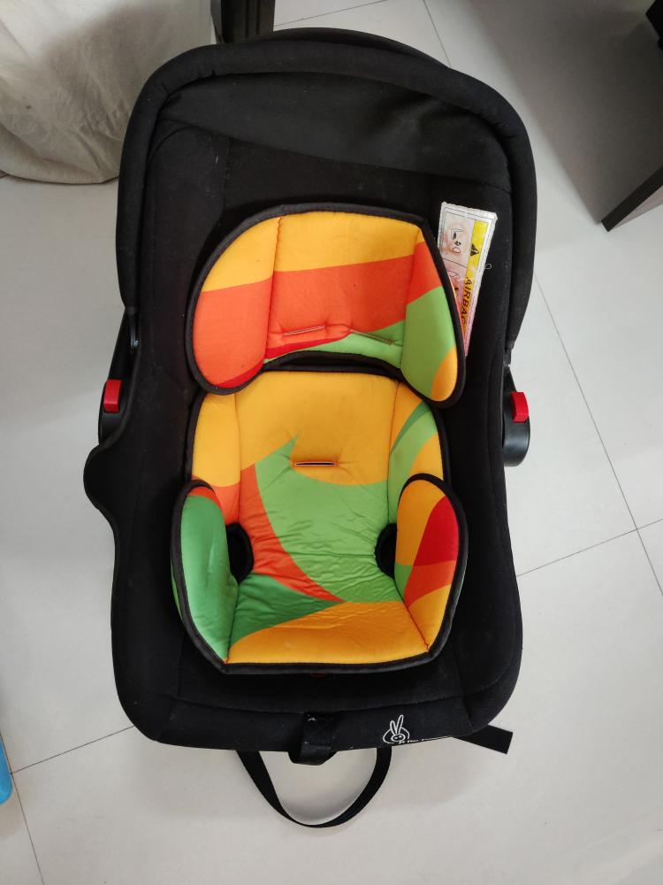 R for Rabbit Picaboo Baby Carry Cot