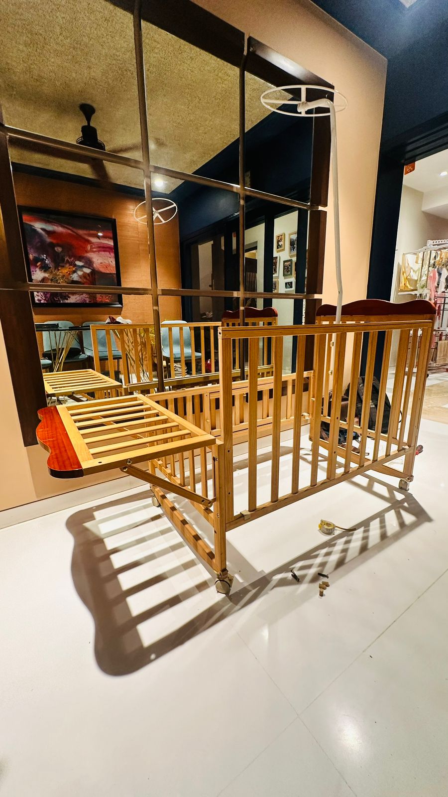 Mee Mee Premium Wooden Baby Cot (Mattress + Mosquito Net)