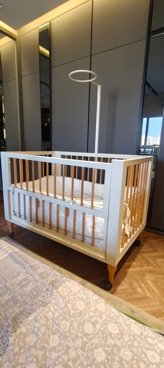 Cradle&Maa Romanian Wooden Cot
