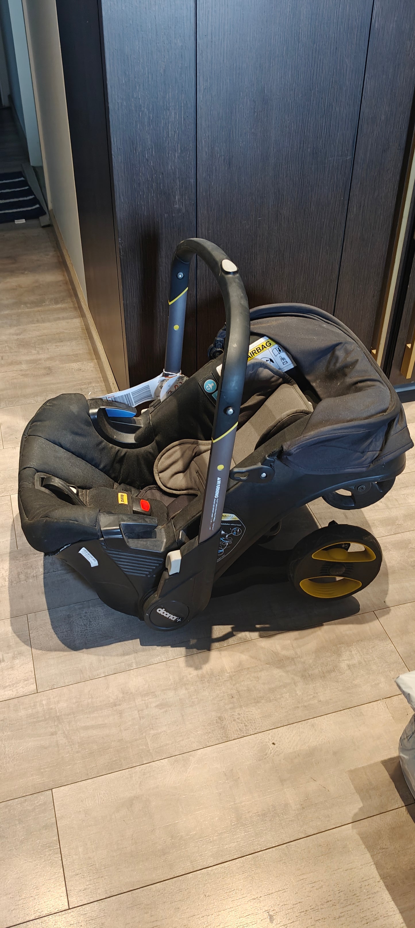 Doona Baby Car Seat & Travel Stroller Nitro Black