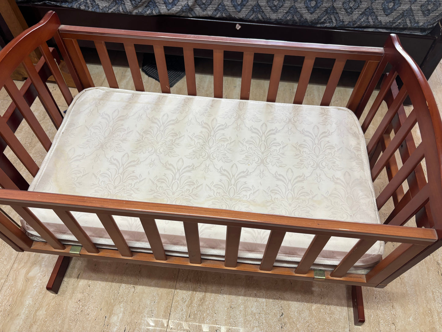 Babyhug Joy Plus Cradle with Mosquito Net Walnut| Solid Pinewood| Sturdy Construct| Easy to Assemble| Swing Lock with Mattress