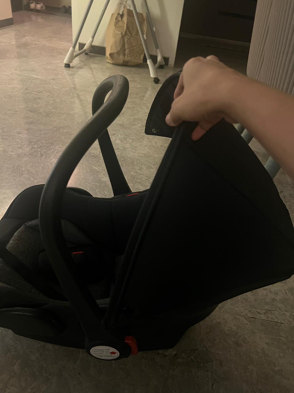 R for Rabbit Picaboo Baby Carry Cot