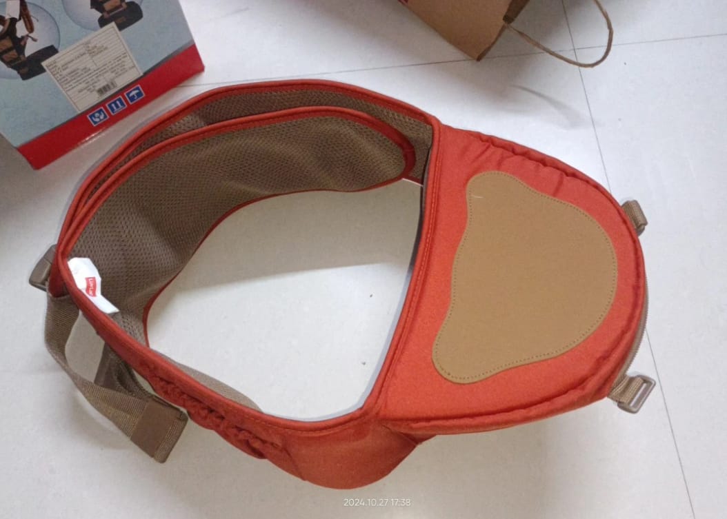 LuvLap Royal Hip Seat Baby Carrier
