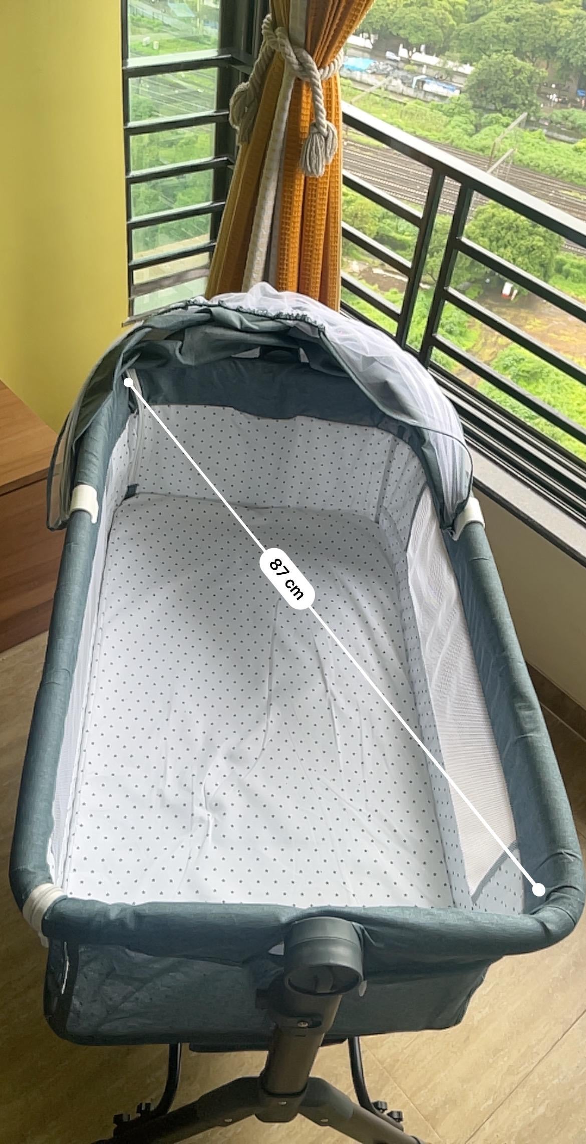 House of Quirk Portable Baby Crib