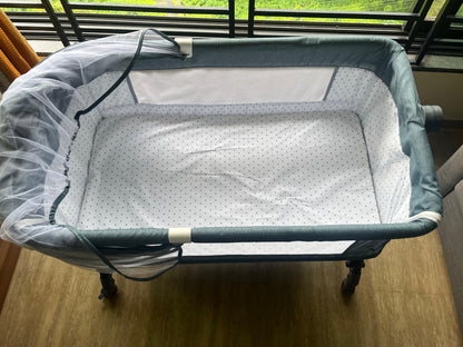 House of Quirk Portable Baby Crib