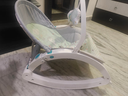 R for Rabbit Rock N Play Baby Rocker Baby Feeding Chair with Vibration and Soothing Music, Adjustable Backrest with Arc-Shaped Legs for Rocking Mode | 3 in 1 Functionality DetachableToy Bar (Green)