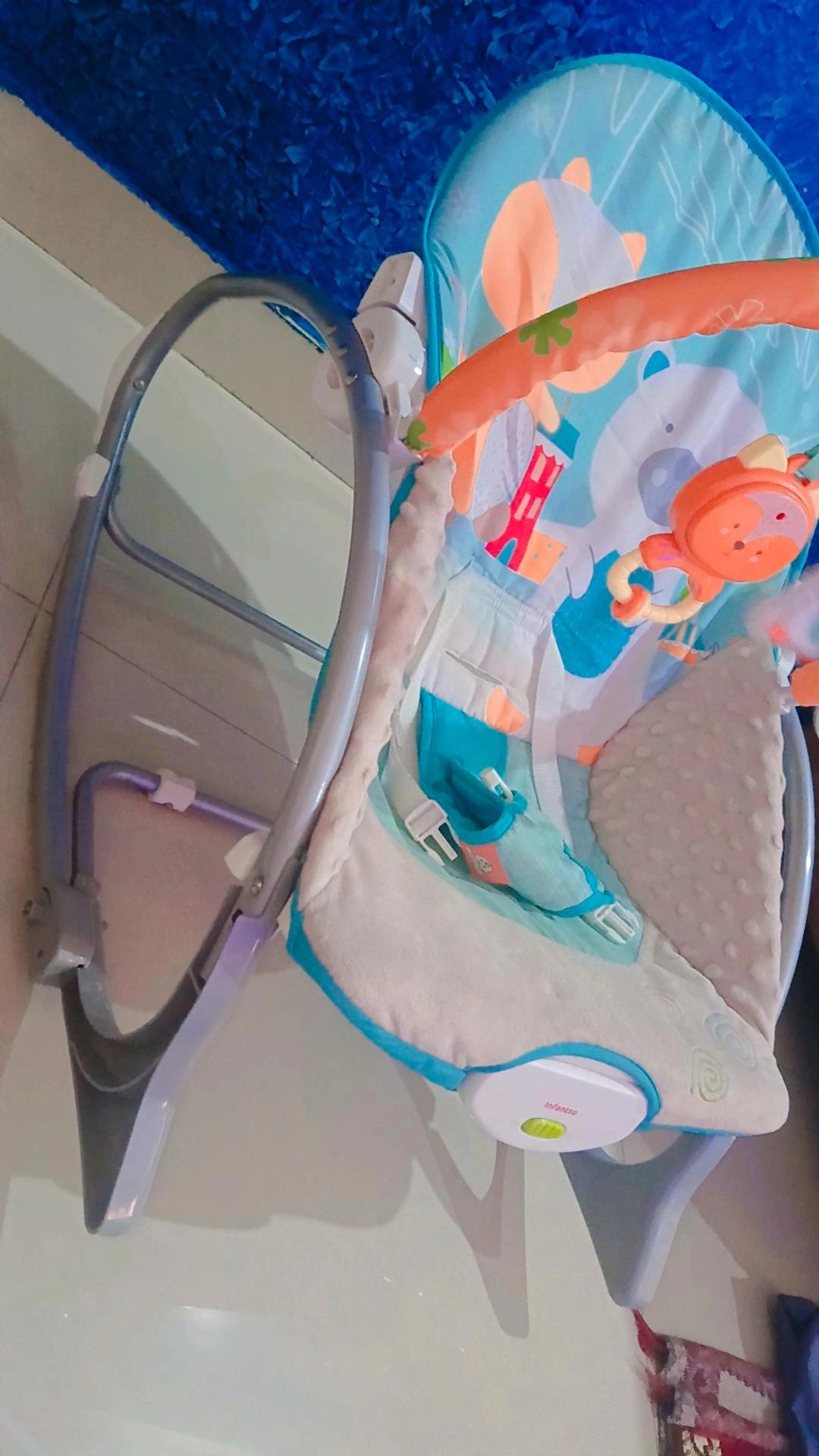 INFANTSO Baby Rocker & Bouncer
