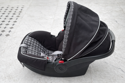 Graco Urbaanlite Click Connect Baby Carrier, Baby Car Seat