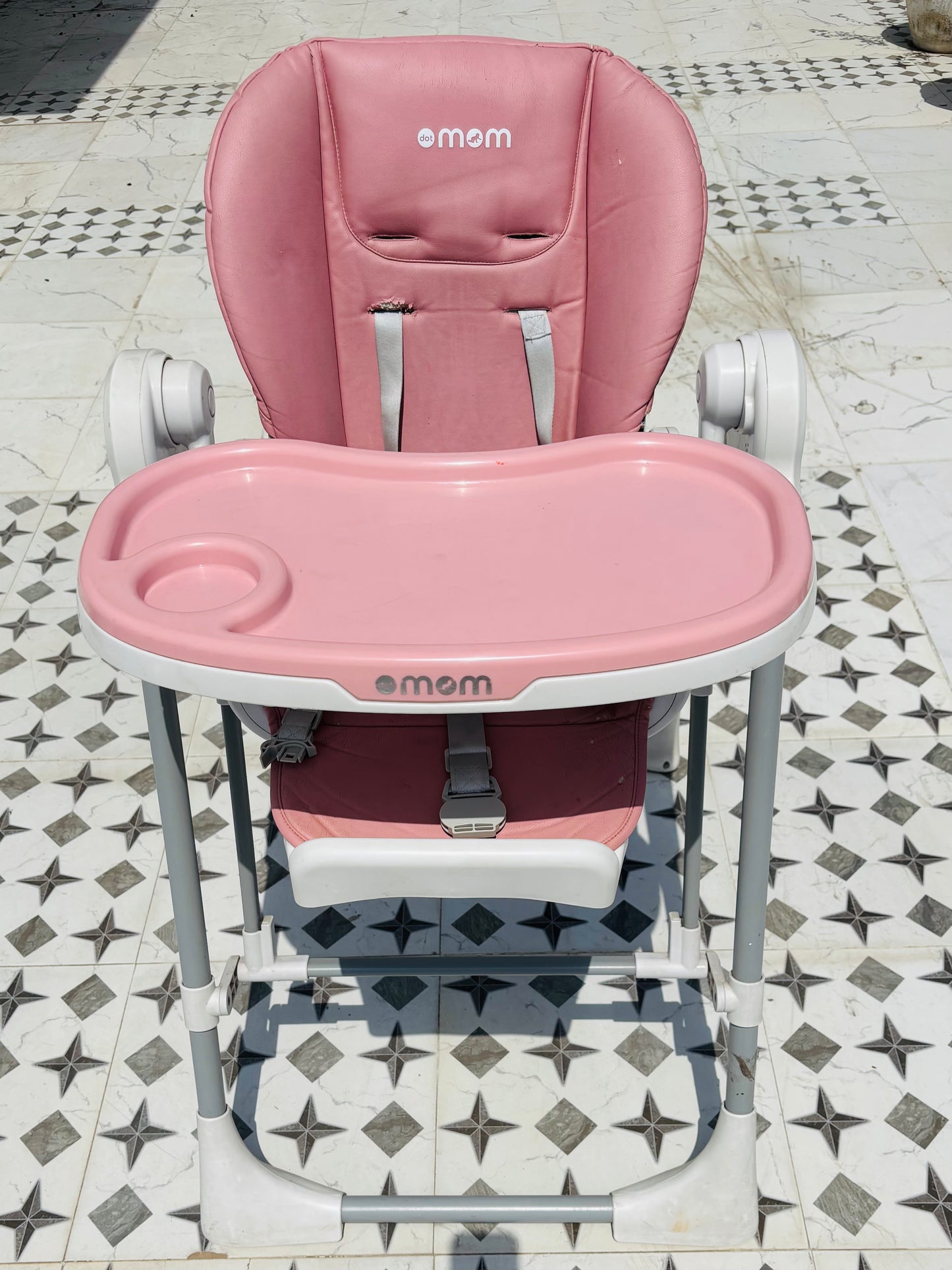 DOTMOM Magic Fold High Chair for Baby, 5 Position Recline, 7 Height Adjustments - Pink