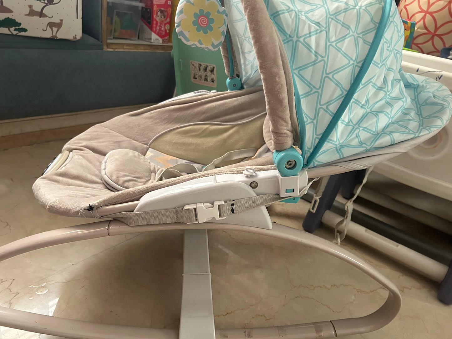 Infantso Baby Rocker & Bouncer for 0 to 2 Years, Portable Rocker for Newborn with Calming Vibrations & Hanging Toys