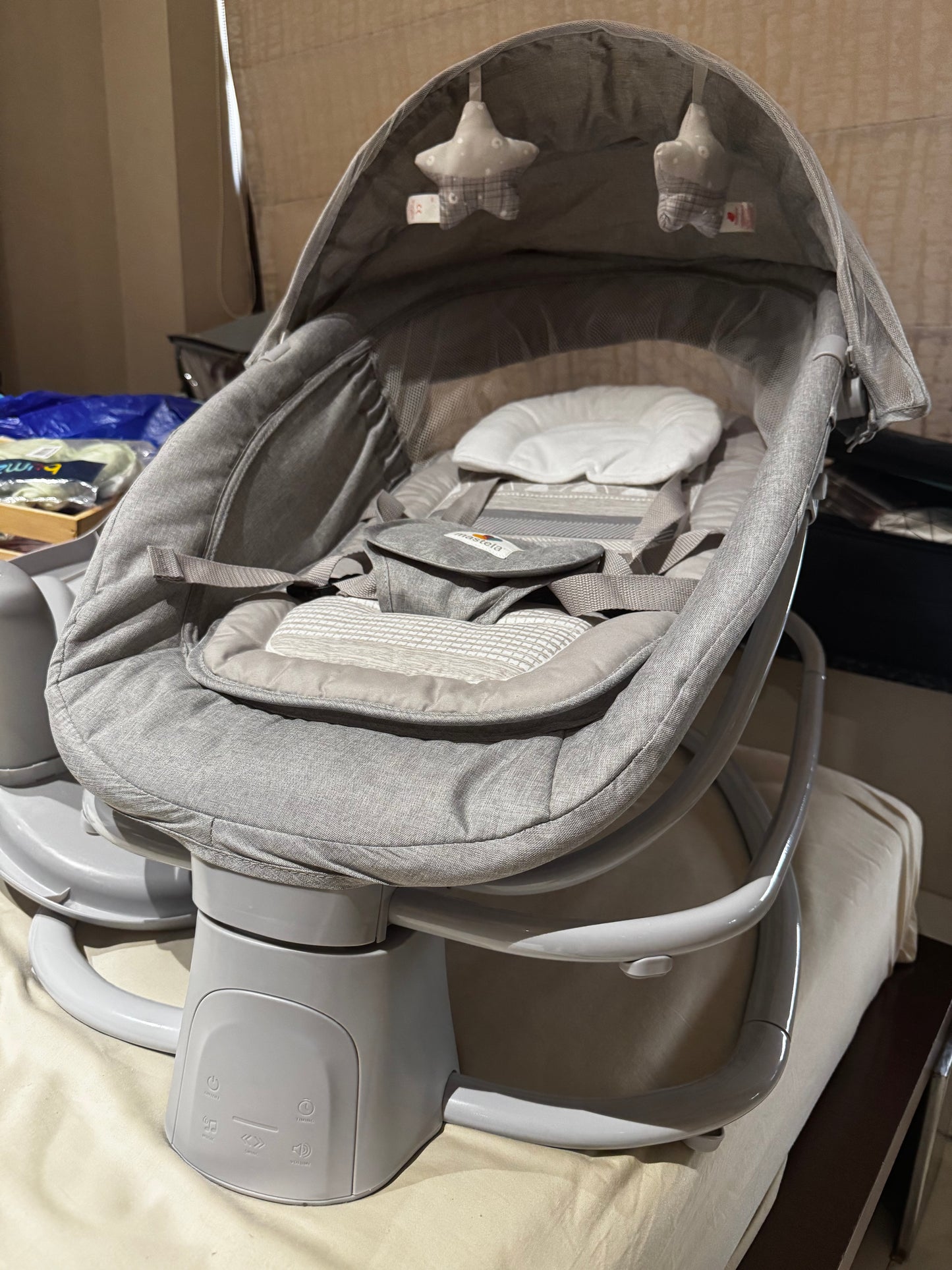 Premium Mastela 4 in 1 Swing Rocker Automatic for Newborn Baby 0 to 18 Month Girl & Boy with 4- Swing Modes, Detachable Tray, Backrest Adjustment Bassinet, Bluetooth Playback -Grey (Grey)