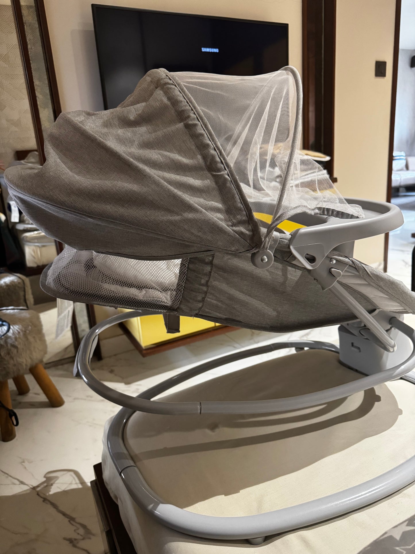 Premium Mastela 4 in 1 Swing Rocker Automatic for Newborn Baby 0 to 18 Month Girl & Boy with 4- Swing Modes, Detachable Tray, Backrest Adjustment Bassinet, Bluetooth Playback -Grey (Grey)