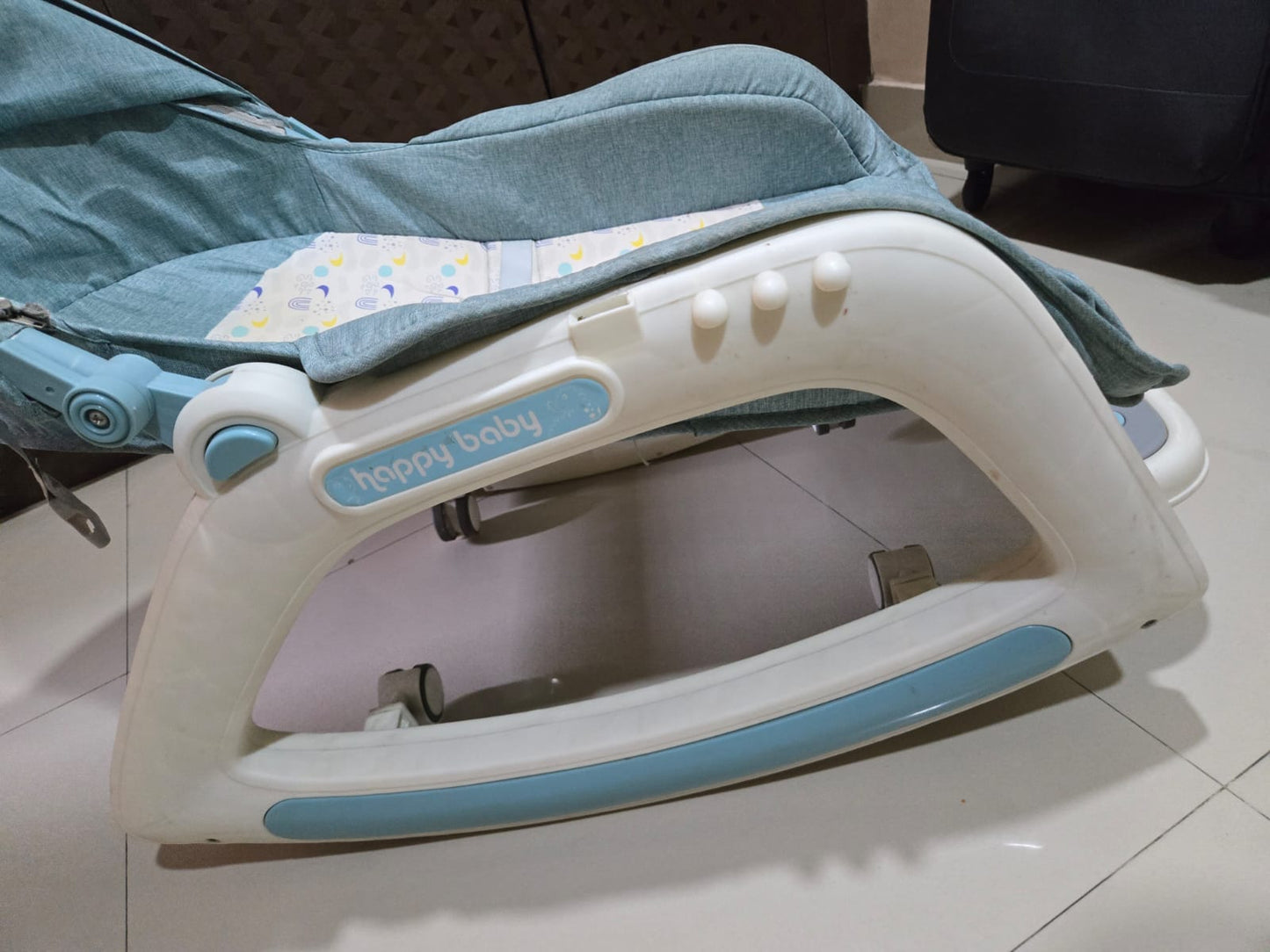 BAYBEE Baybee 5 in 1 Baby Rocker and Booster Seat for Babies with Multi Position Recline | Rocking Chair for Kids with Hanging Toys, Music | Baby Dining Seat (Blue)