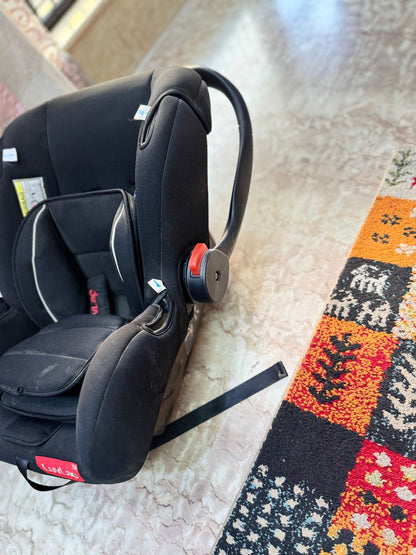 LuvLap 4-in-1 Infant Car Seat & Carry Cot for 06 Months, Multi-Function Rocker and Feeding Chair, Adjustable Safety Harness, Removable Canopy, Portable and Comfortable Grey