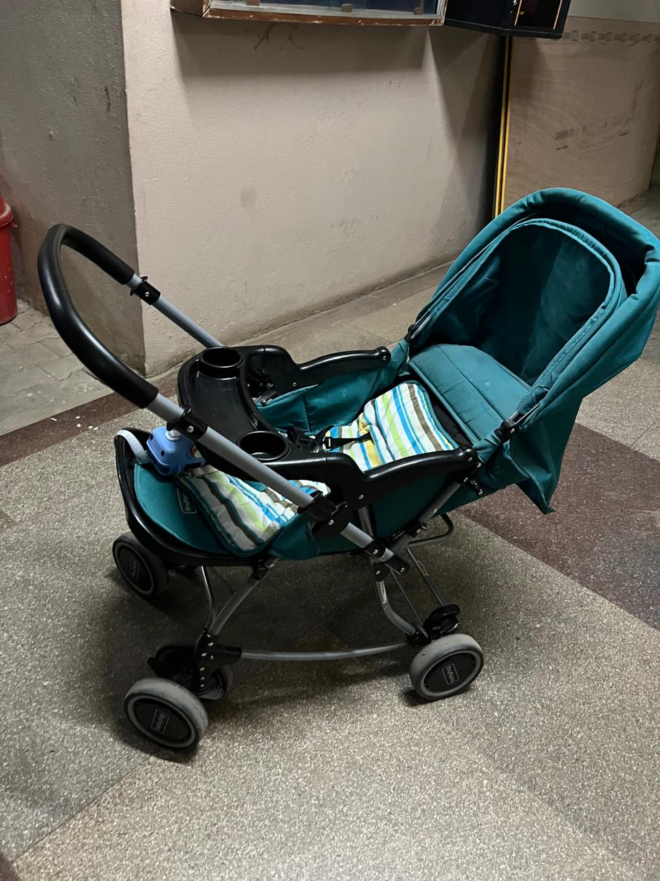 Babyhug 2 in 1 Rock and Roll Stroller Cum Rocker - Green