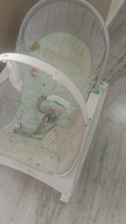 R for Rabbit Rock N Play Baby Rocker Baby Feeding Chair with Vibration and Soothing Music, Adjustable Backrest with Arc-Shaped Legs for Rocking Mode | 3 in 1 Functionality DetachableToy Bar (Green)